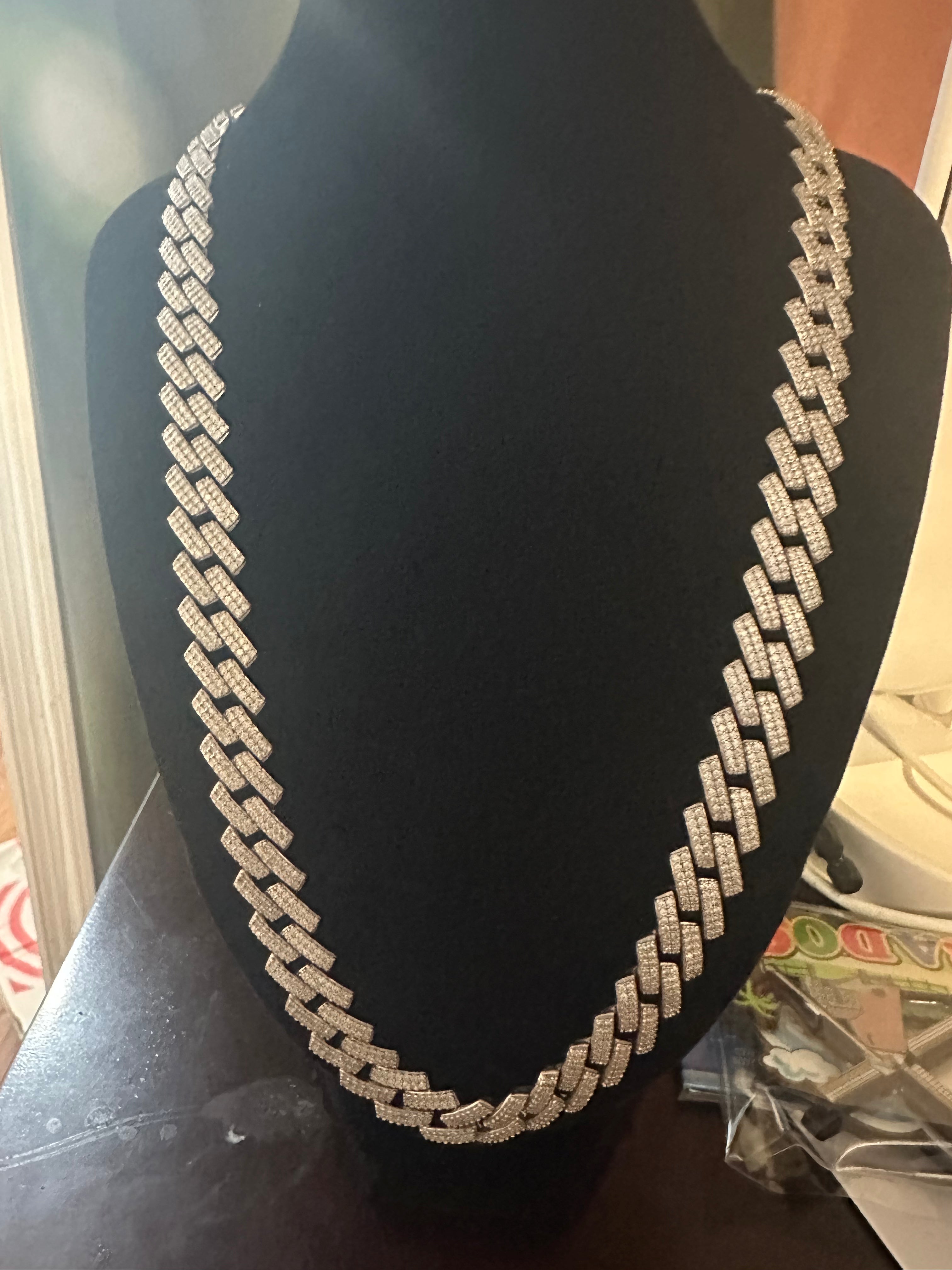 Monaco Chain